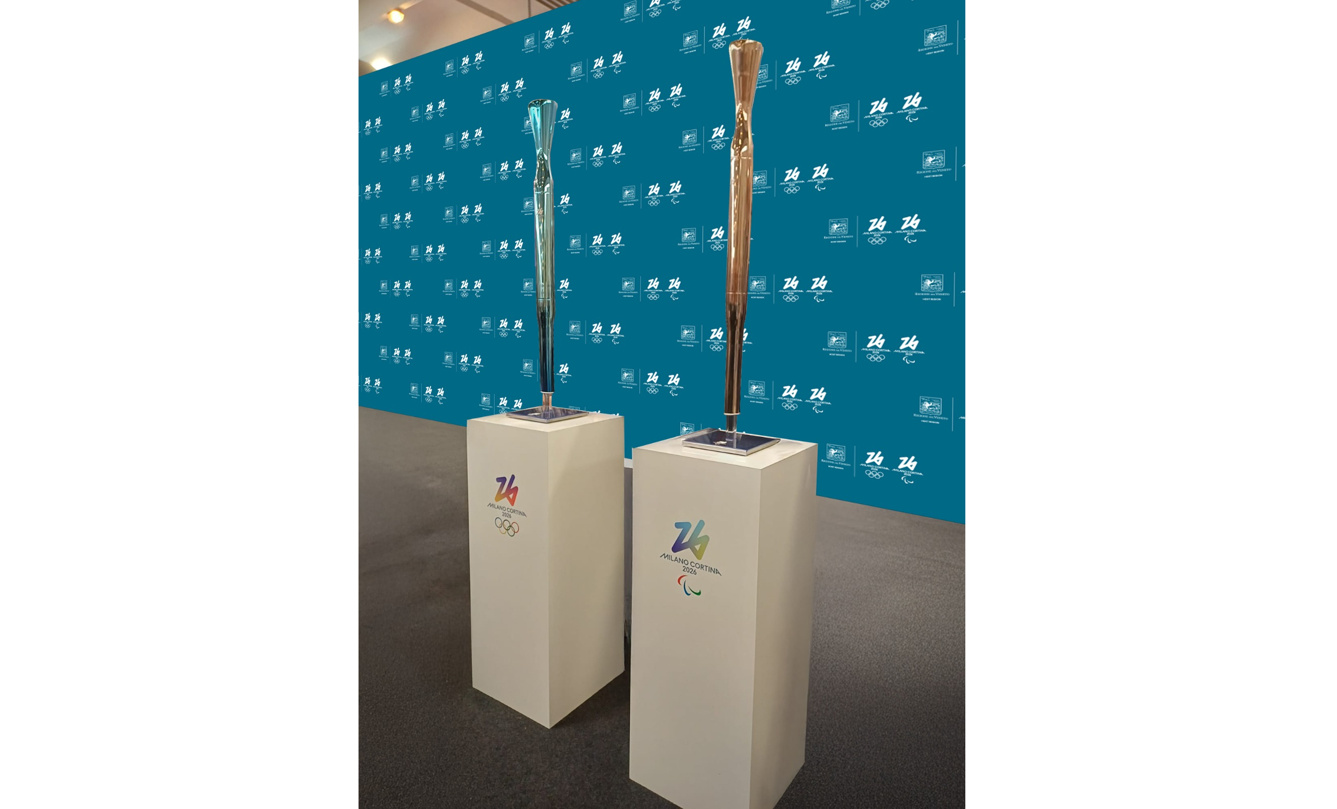 Due torce olimpiche